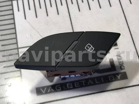 Кнопка центрального замка Audi A3 8V, 2015 г., OEM 8V0962108, арт. 72901829