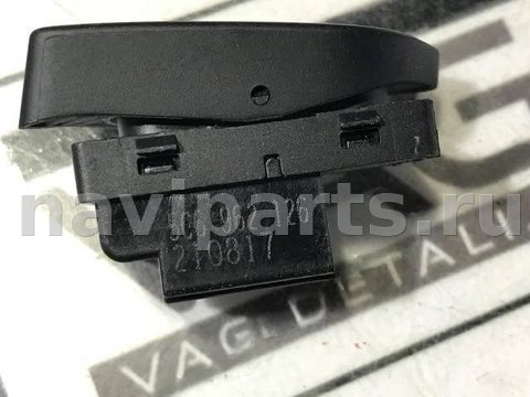 Кнопка центрального замка Volkswagen Jetta, 2018 г., OEM 5C6962126, арт. 77140673, фото 3