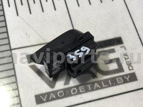 Кнопка центрального замка Volkswagen Jetta, 2015 г., OEM 5C6962126, арт. 77140678, фото 2