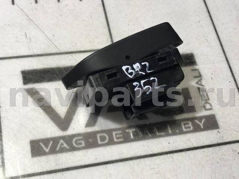 Кнопка центрального замка Volkswagen Jetta, 2016 г., OEM 5C6962125, арт. 78445508, фото 2