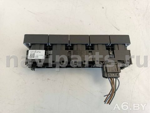 Кнопка центрального замка Skoda Octavia A7, 2015 г., OEM 5E1927132M, арт. 86147903, фото 4