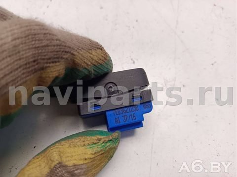 Кнопка центрального замка Volkswagen Multivan T5, 2008 г., OEM 7E0962125B, арт. 86730181_2, фото 3