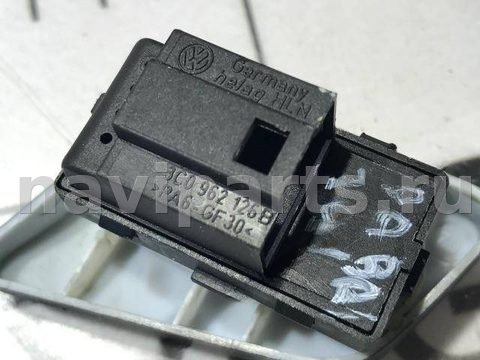 Кнопка центрального замка Volkswagen Passat B6, 2009 г., OEM 3C0962126B, арт. 89965747, фото 3