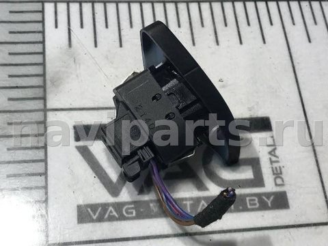 Кнопка центрального замка Audi A4 B8, 2013 г., OEM 8K0962108A, арт. 97241702, фото 3