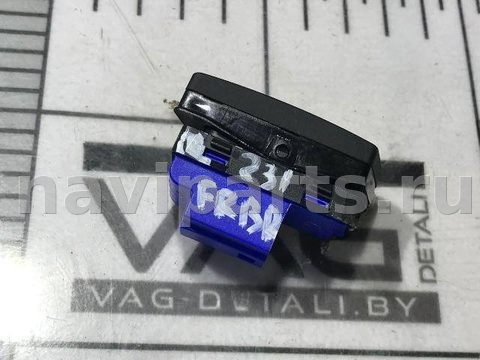 Кнопка центрального замка Volkswagen Touareg, 2013 г., OEM 7P6962126A, арт. 98411195, фото 2