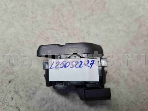 Кнопка центрального замка BMW X1 F48, 2018 г., OEM 61319320642, арт. L250522-27, фото 2