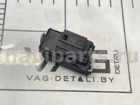 Кнопка центрального замка Volkswagen Beetle, 2018 г., OEM 5C5962126, арт. V11264, фото 3