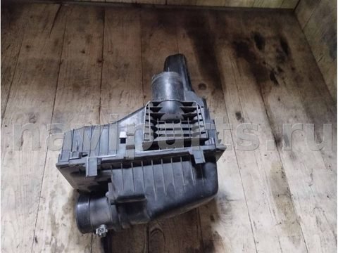 Корпус воздушного фильтра Peugeot 607, 2001 г., арт. B45238675