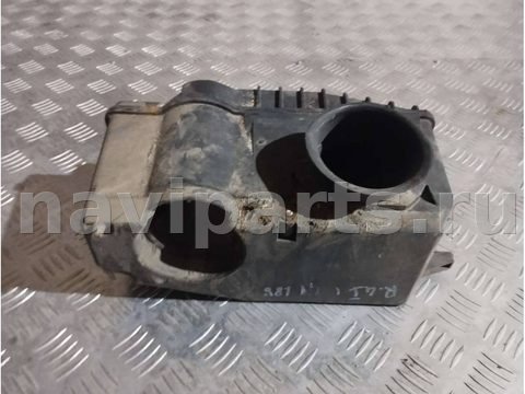 Корпус воздушного фильтра Renault Laguna, 1998 г., арт. B67570606