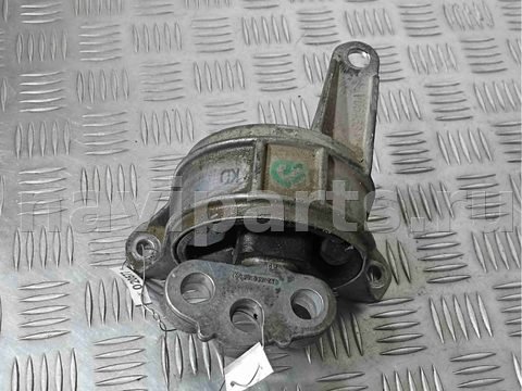 Кронштейн двигателя Opel Astra, 2007 г., OEM 90539246, арт. 020628