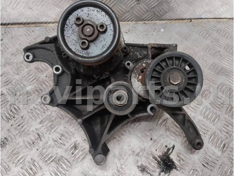 Кронштейн двигателя Volkswagen Passat, 1998 г., OEM 028903143AF, арт. 202846