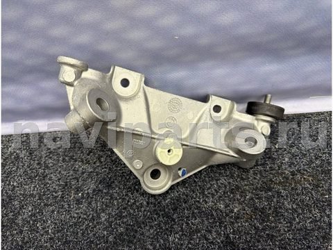Новое BMW X7 G07, 2023 г., OEM 7337921, арт. 2380