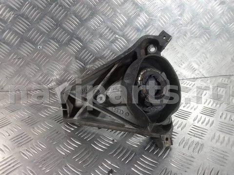 Новое Audi A8, 2001 г., OEM 4D0199308A, арт. 32196.63