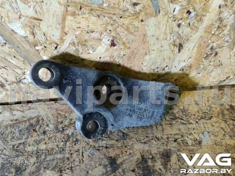 Кронштейн двигателя Audi A8 D3 (S8), 2006 г., OEM 4E0199603S, арт. B19237931