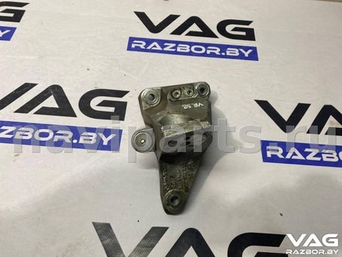 Кронштейн двигателя Audi Q7 4L, 2008 г., OEM 7L8199307B, арт. B88298856