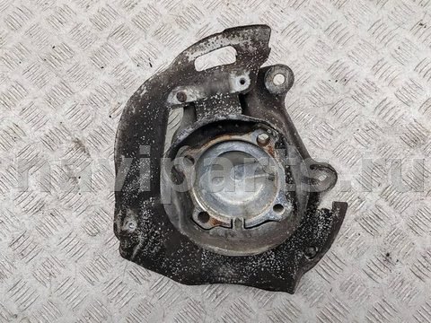 Поворотный кулак левый BMW 5 E39, 1995 г., арт. 54935470