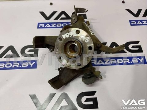 Поворотный кулак левый Volkswagen Golf, 2015 г., OEM 5Q0407255N, арт. BVR39-173