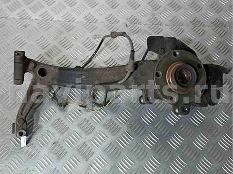 Поворотный кулак правый Audi A4, 1998 г., OEM 8d0407258T, арт. 013609