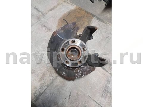 Поворотный кулак правый Skoda Fabia, 2010 г., арт. 2052
