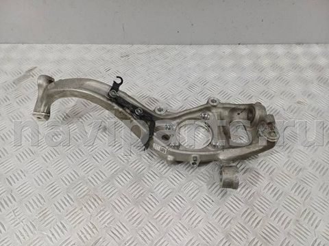 Поворотный кулак правый Audi A4, 2015 г., OEM 8W0407560, арт. 33912