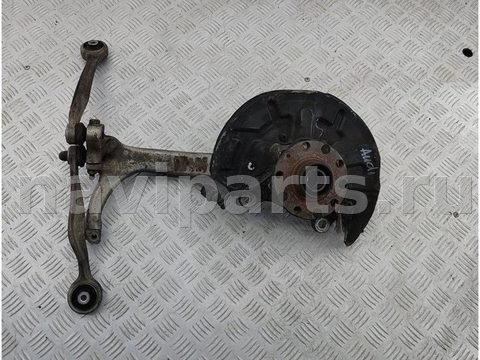 Поворотный кулак правый Audi A4 B6, 2001 г., арт. 55223153
