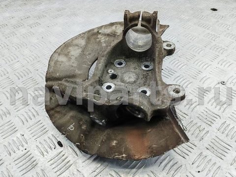 Поворотный кулак правый BMW 5 E60/E61, 2003 г., арт. 55238848