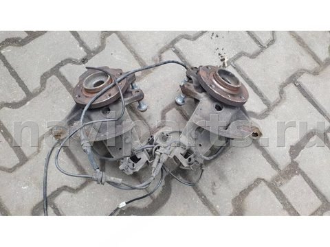 Поворотный кулак правый Peugeot 406, 1999 г., арт. 59057039