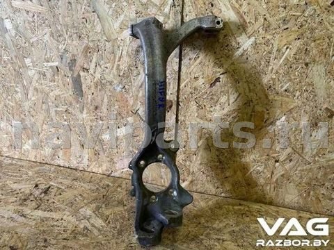 Поворотный кулак правый Audi A8 D3, 2008 г., OEM 4E0407258M, арт. B32314790