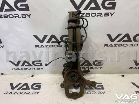 Поворотный кулак правый Audi Q7 4L, 2008 г., OEM 7L0407258A, арт. BVR38-34