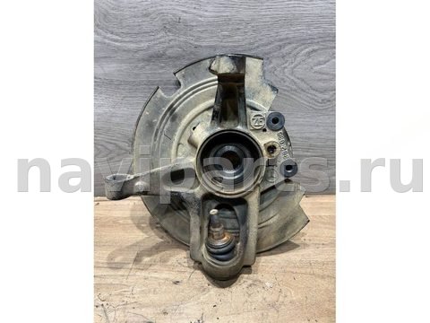 Кулак задний левый Mercedes ML W163, 2002 г., арт. 11493