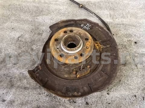 Кулак задний левый Mercedes ML W164, 2008 г., арт. 15359.H2671