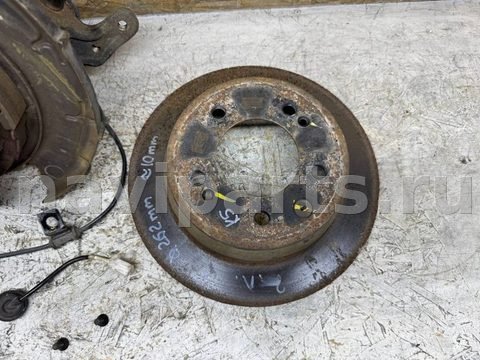 Кулак задний левый Hyundai ix35, 2012 г., OEM 527102S000, арт. 92699974_2