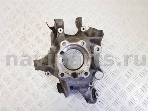 Кулак задний правый BMW 7 G11/G12, 2015 г., OEM 6861136, арт. 102412