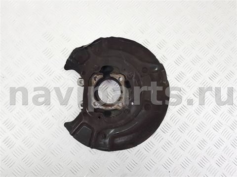 Кулак задний правый BMW X4 F26, 2014 г., OEM 6797570, арт. 108445