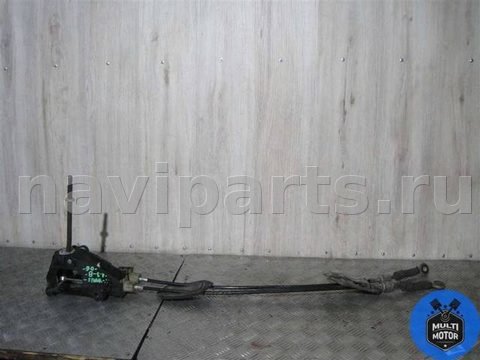 Новое Toyota Yaris, 2006 г., OEM 335300d0400, арт. 00008660