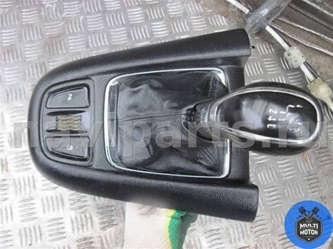 Новое Opel Zafira, 2014 г., OEM 8126600010, арт. 00055574