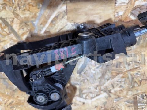Новое Toyota Yaris, 2019 г., арт. 112598773