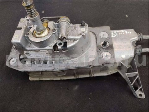 Новое Volkswagen Touareg, 2005 г., OEM 7L6711049C, арт. 57908945