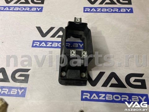Новое Volkswagen Passat B8, 2015 г., OEM 3G0864870, арт. BVR142-255