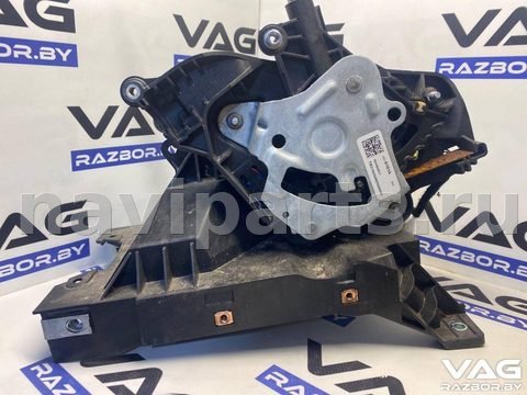 Новое Chevrolet Equinox, 2020 г., OEM 84112831, арт. BVR156-133, фото 3