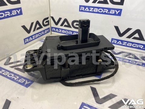 Новое Audi A8 D4, 2013 г., OEM 4H1927731A, арт. BVR161-690, фото 4