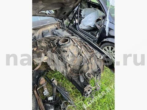 Лонжерон левый Mercedes S W220, 2004 г., арт. 22430