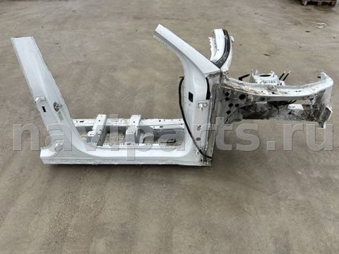 Лонжерон правый Porsche Cayenne, 2017 г., OEM 4M0805458D, арт. 2501366