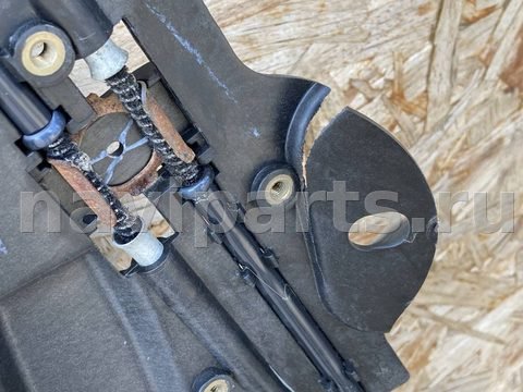 Люк Audi A8, 2013 г., OEM 4H4877041, арт. 00015369, фото 9