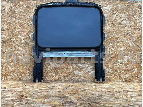 Люк Audi RS4, 2019 г., OEM 8W5877041, арт. 01637751_1