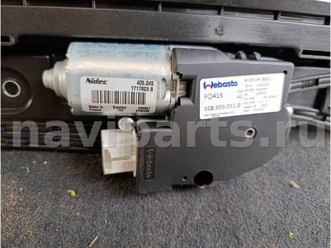 Люк Porsche Macan, 2023 г., OEM 95B877041K, арт. P14-14-1, фото 10