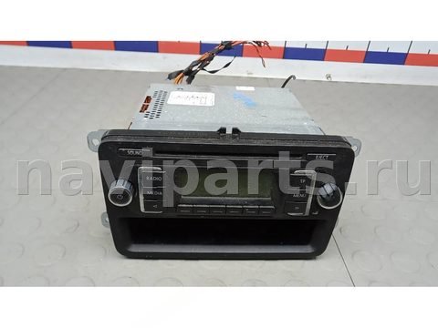 Магнитола Volkswagen Touran, 2009 г., OEM 1K0035156B, арт. 4EP40I401