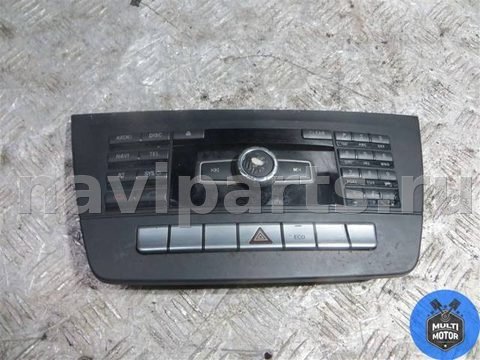 Магнитола Mercedes C W204, 2012 г., OEM A2049009807, арт. B00058898
