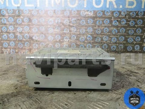 Магнитола Land-Rover Discovery, 2010 г., OEM AH2218C815CC, арт. B00083410