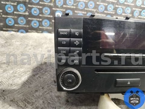 Магнитола Mercedes CLK W209, 2004 г., OEM A2042673724, арт. B00105812, фото 3